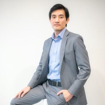 Thanapoom Chareonsiri (Roger)