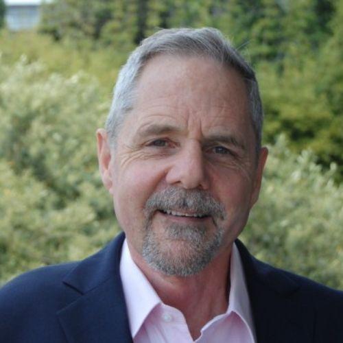 Lloyd Parata