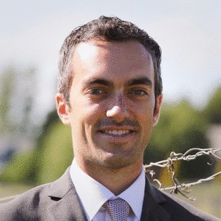 Louis Amira
