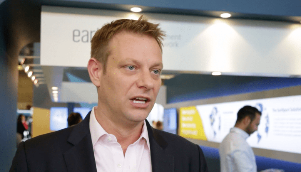 Jonathan Lear, Earthport