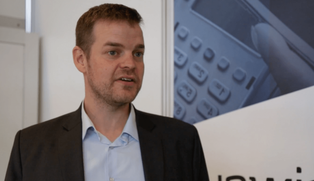 Jens Johan Schwarzer, Unwire