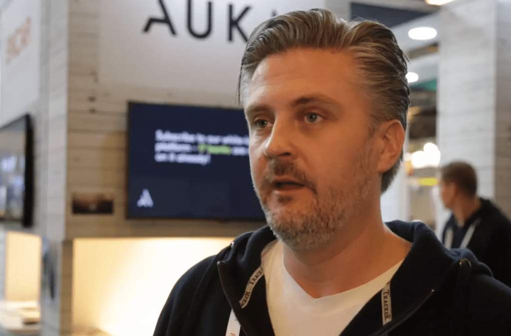 Daniel Doderlein, AUKA