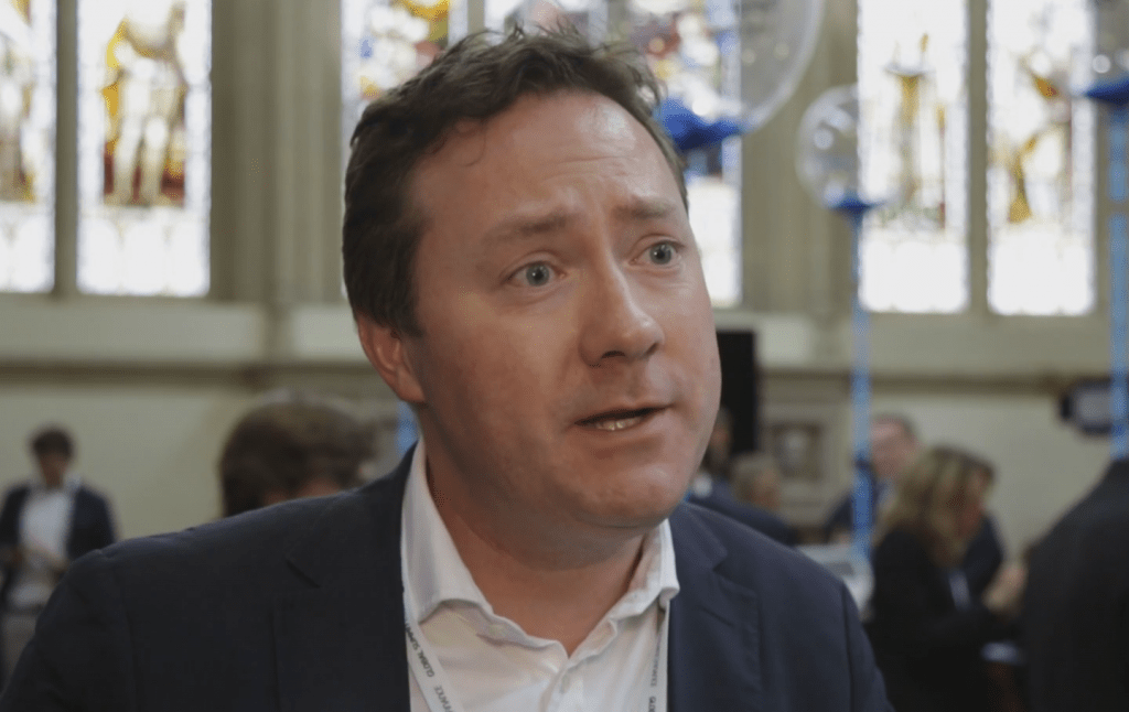 Hamish Anderson, Money Mover